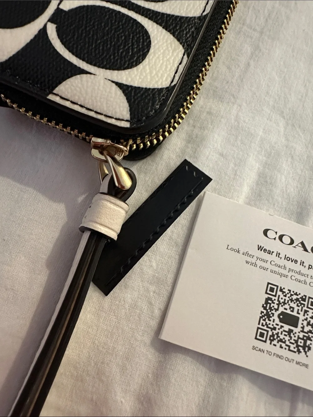 Coach zip wristlet