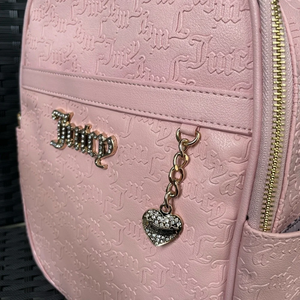 Juicy Couture elegant light