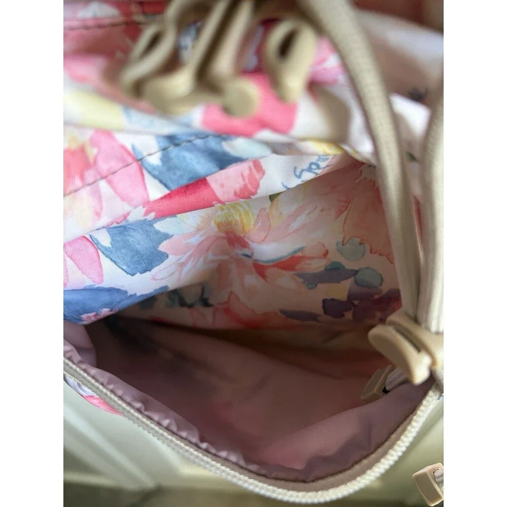 Lesportsac review feminine festival