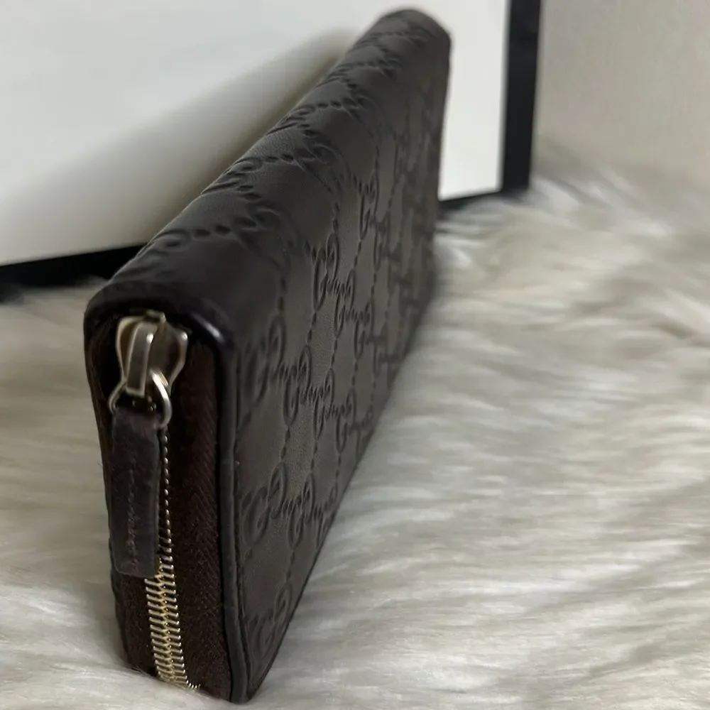Gucci preloved guccissima