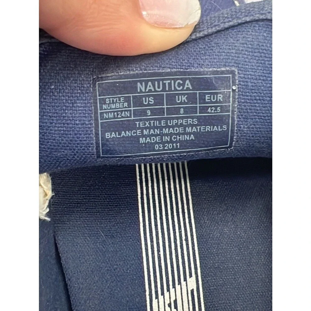 Nautica slip boat