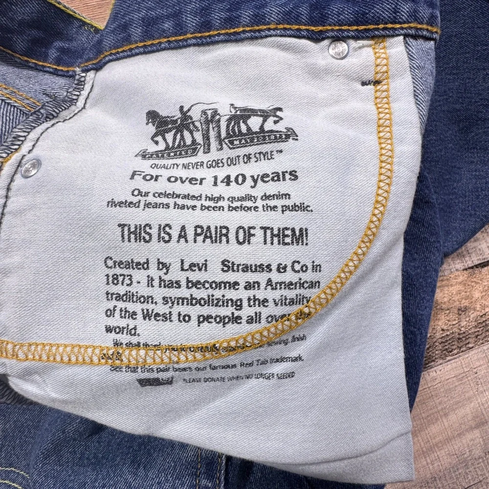 Levis levi 550