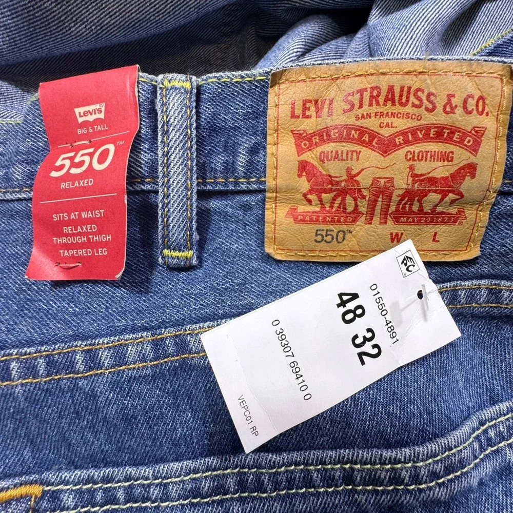Levis levi 550