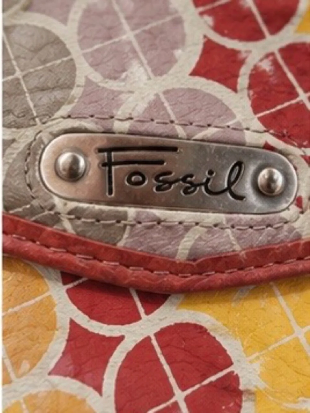 Fossil add pop