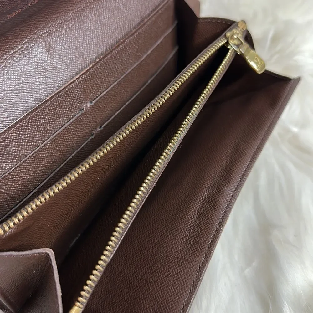 Louis Vuitton preloved louis