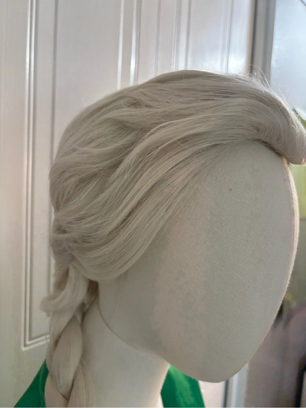 Topcosplay this blonde