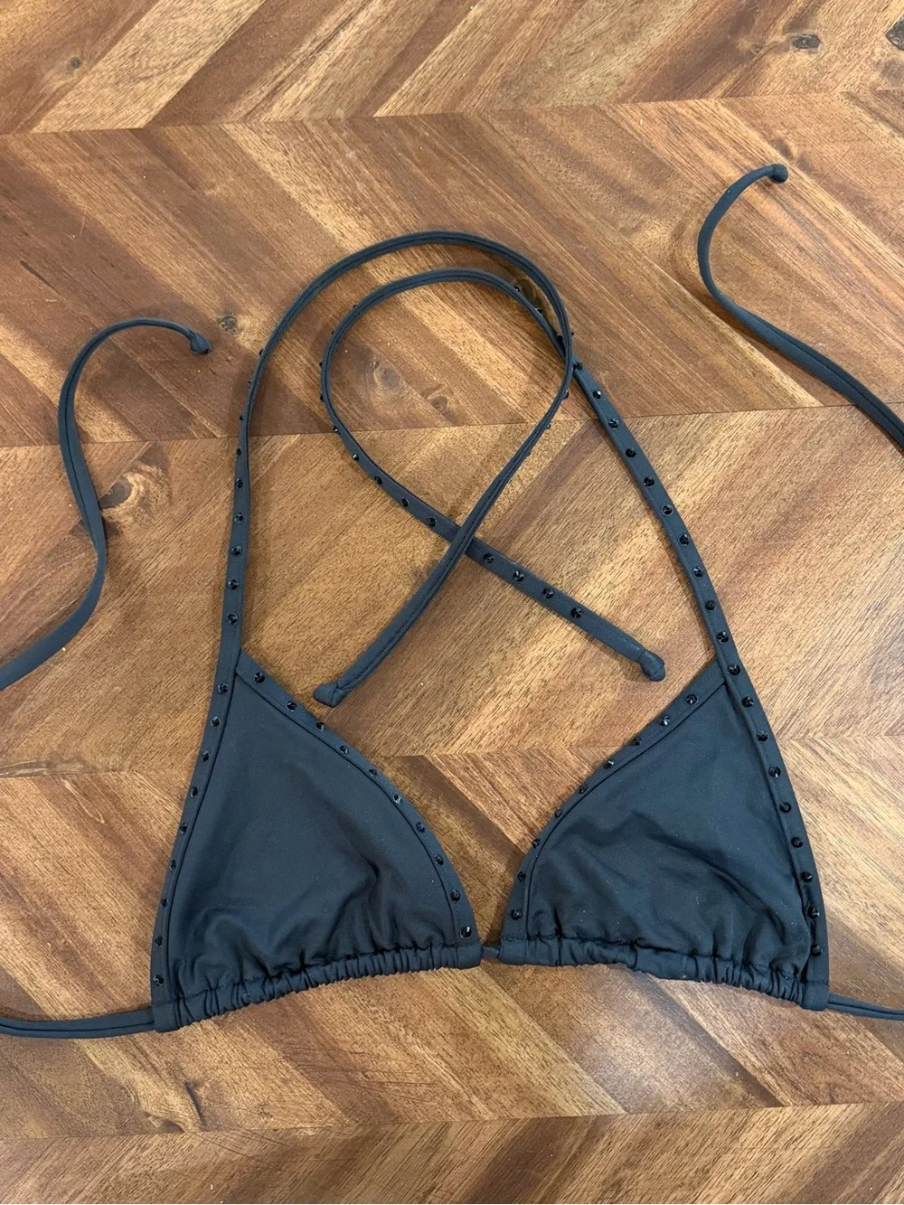 SKIMS black triangle