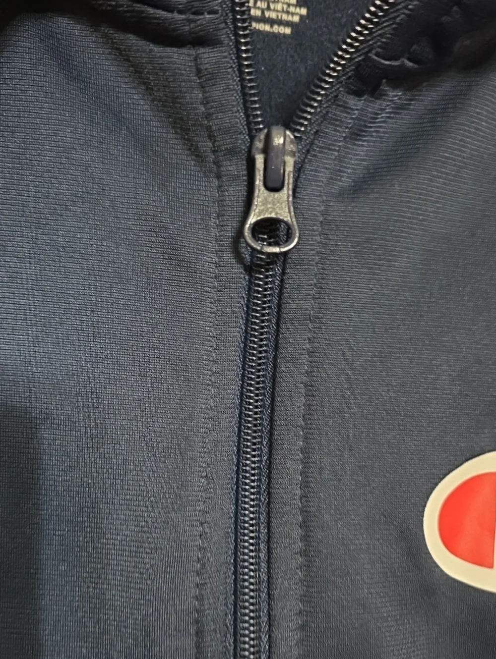 Champion lightweight zip