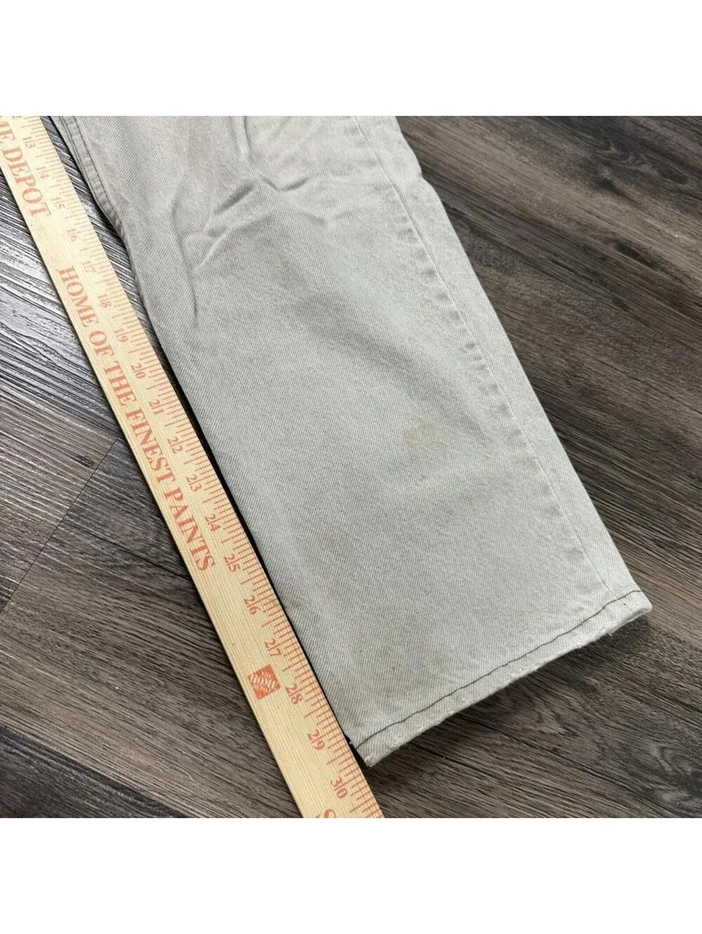 Levis vintages distressed