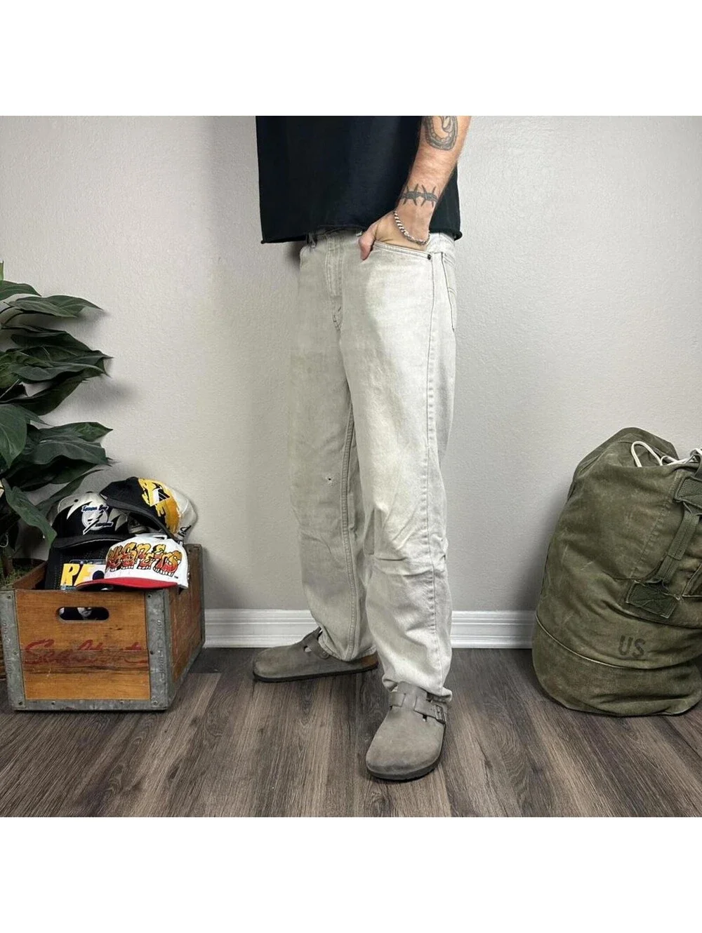 Levis vintages distressed