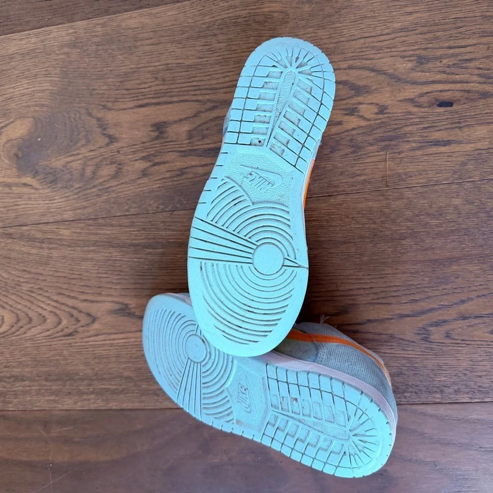 Nike can dunk