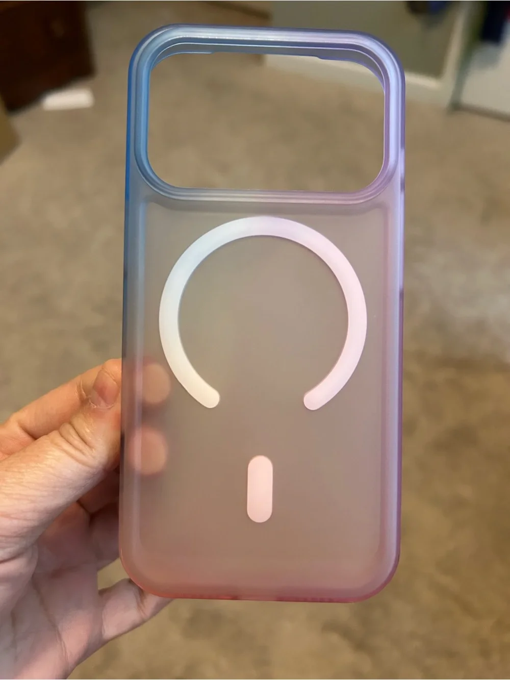 Gradient Clear MagSafe-Compatible Phone Case - Blue to Pink