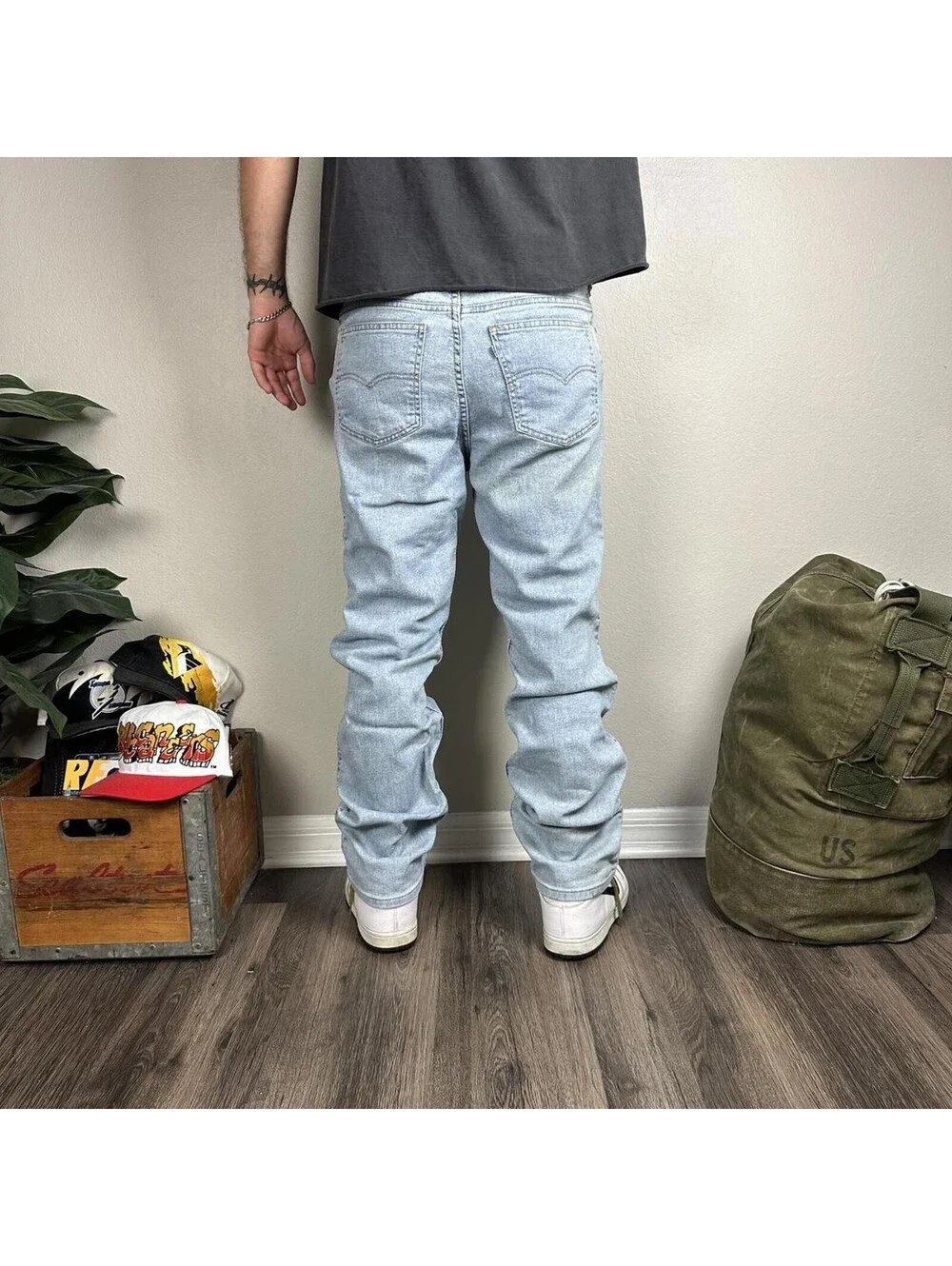 Vintage Levi’s silver tab premium blue denim straight fit jeans indie 34x32