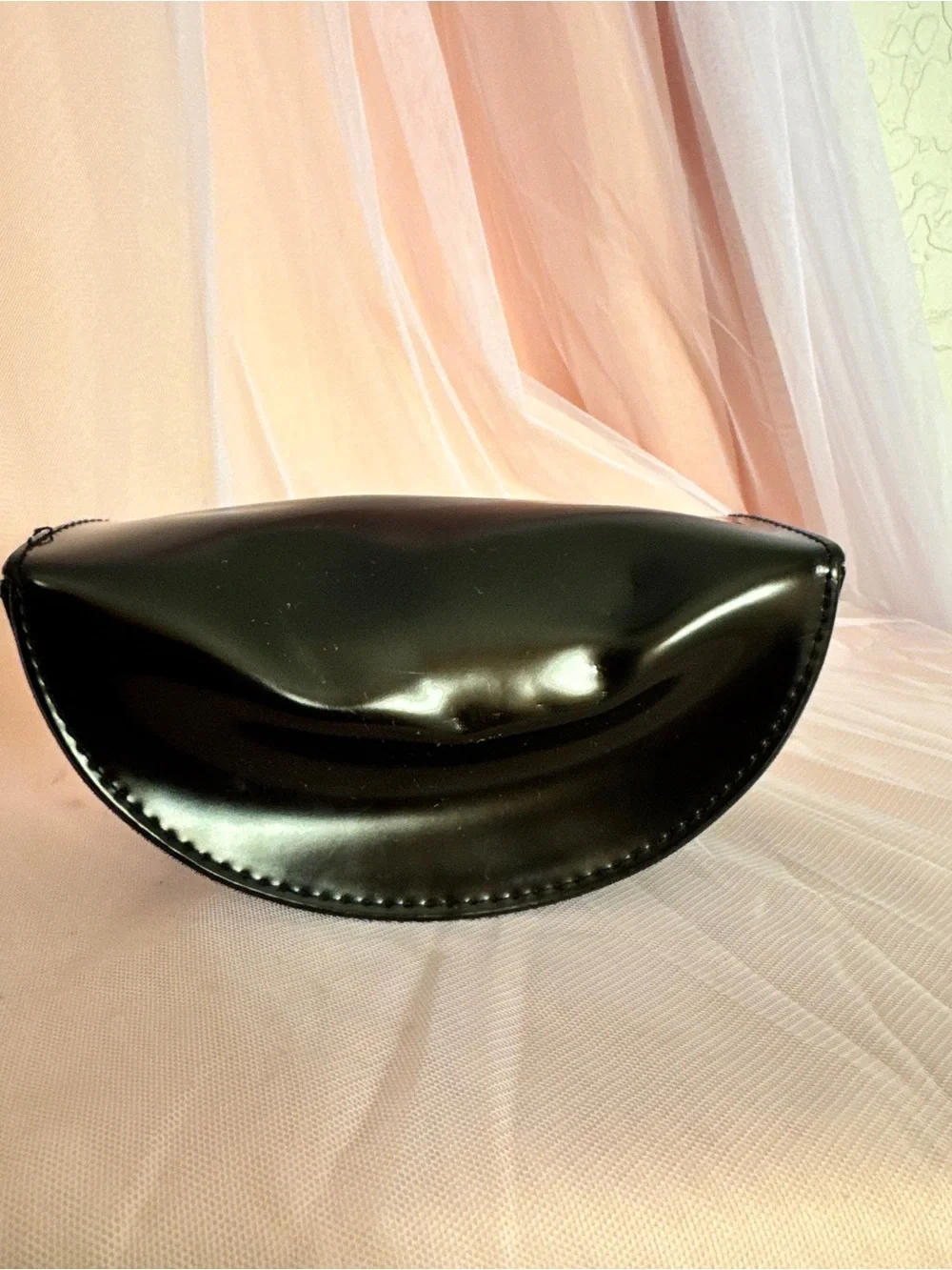 Marc By Marc Jacobs glossy black
