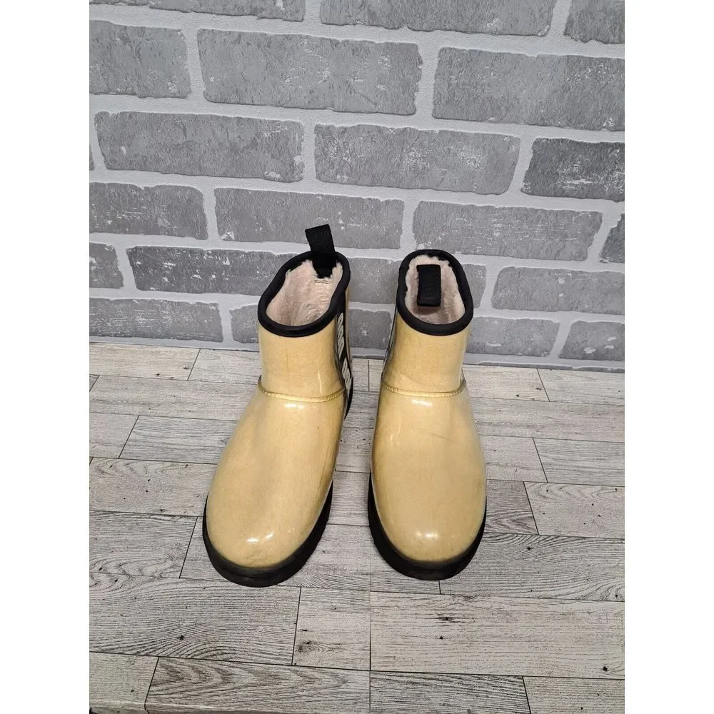 UGG brand women