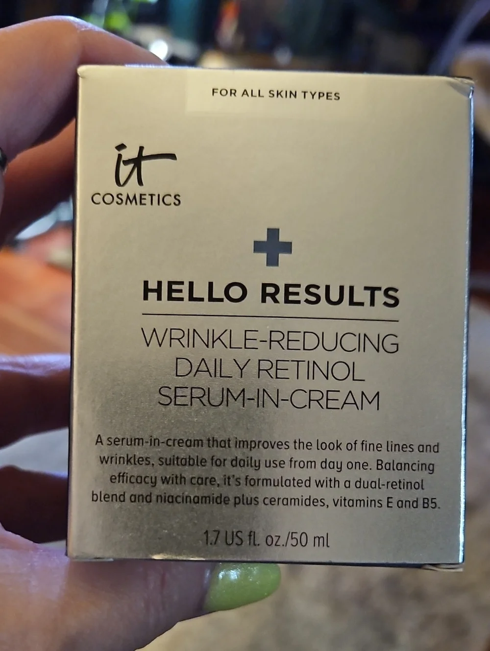 It COSMETICS WRINKLE REDUCING RETINOL CREAM