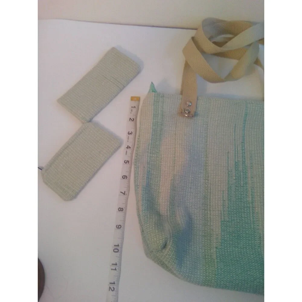 Anoname quirky bag
