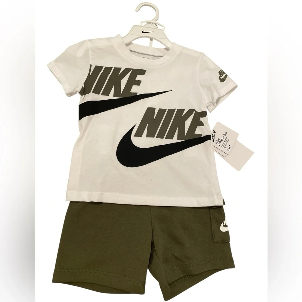 Nike piece tee
