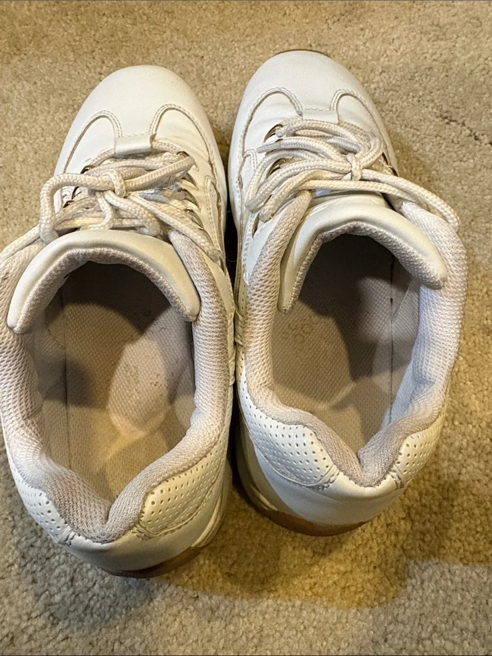 Lugz all white