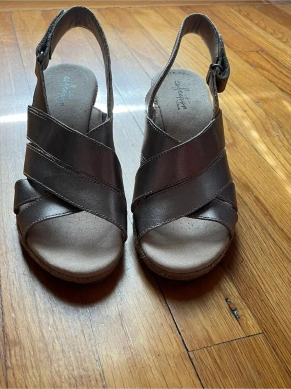 Clarks metallic slingback