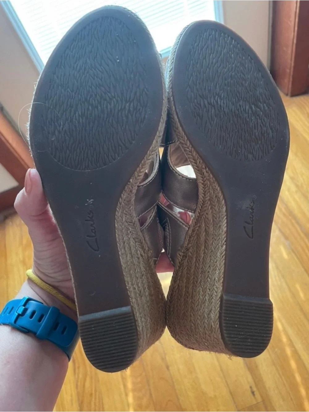 Clarks metallic slingback