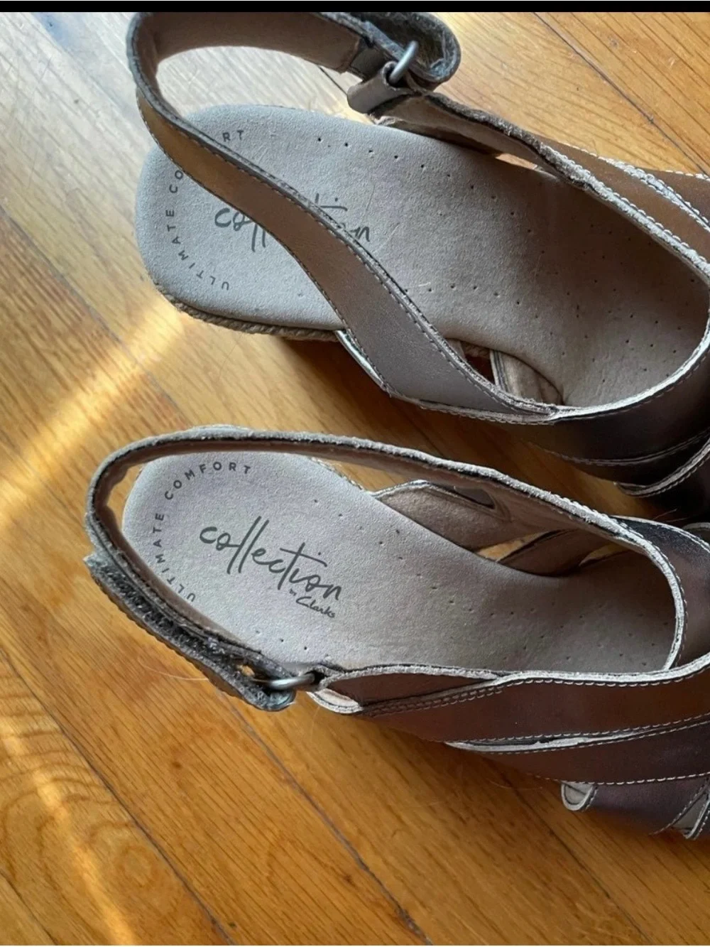 Clarks metallic slingback