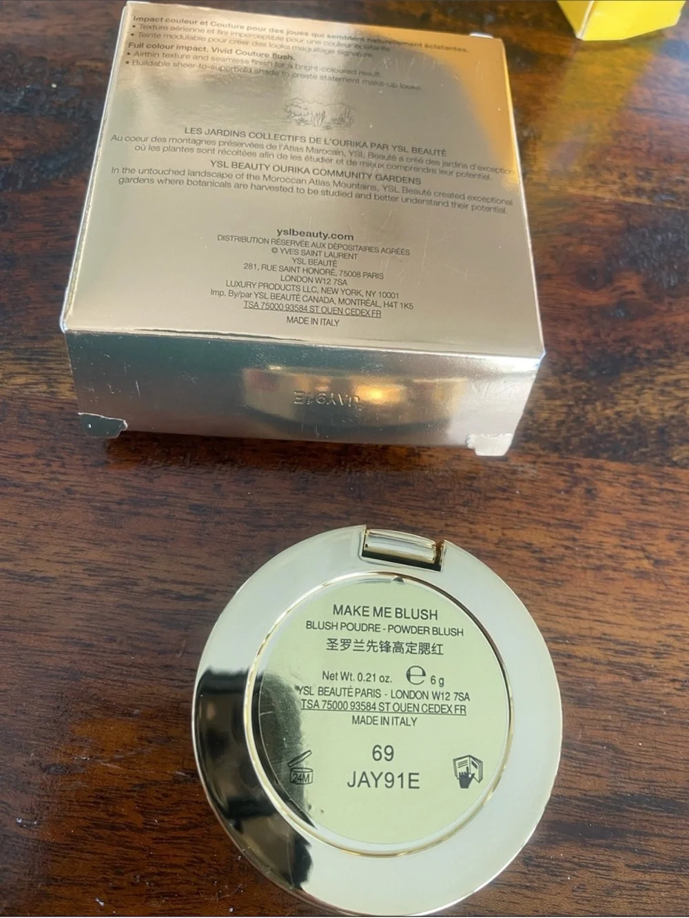 Yves Saint Laurent ysl make