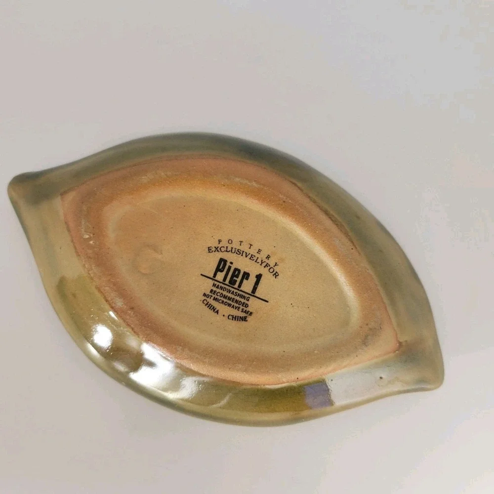 Pier 1 this item