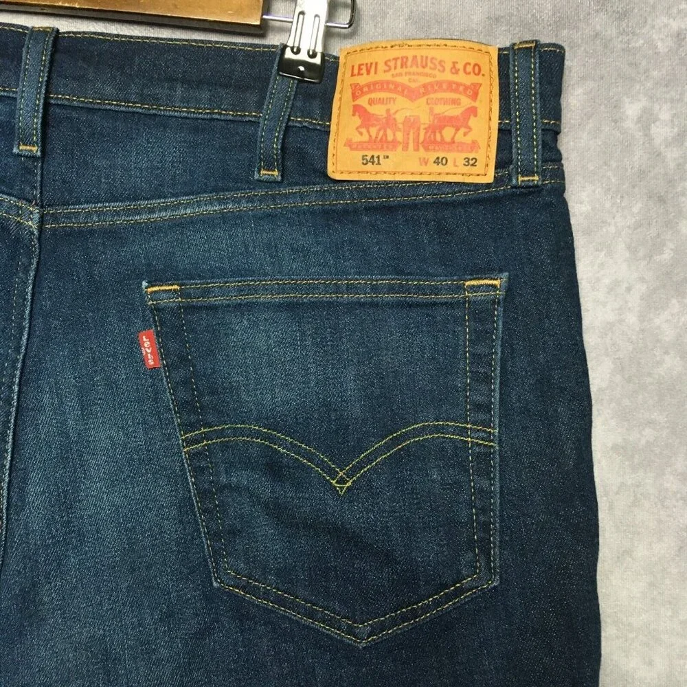 Levis levis mens
