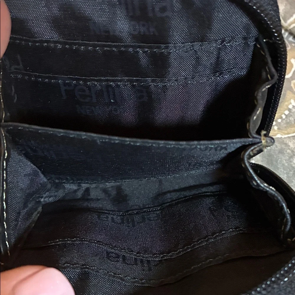 Perlina compact black