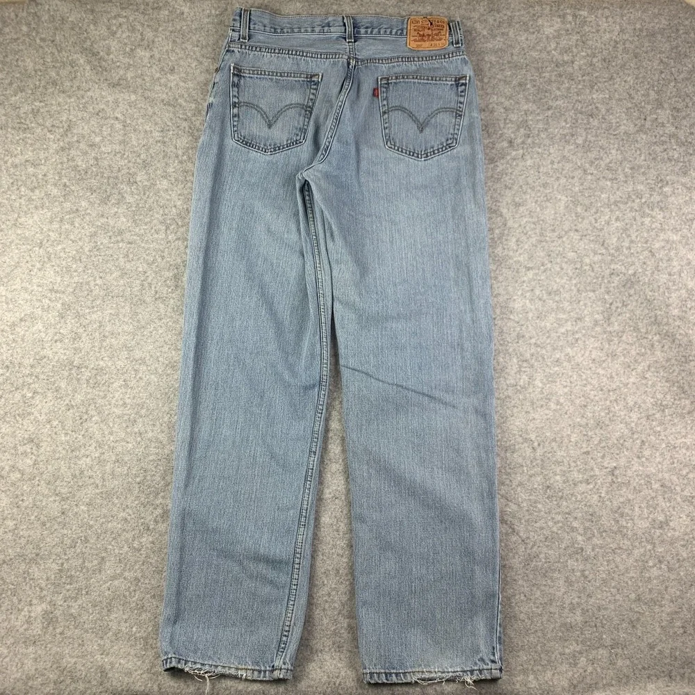 Levis smoke light