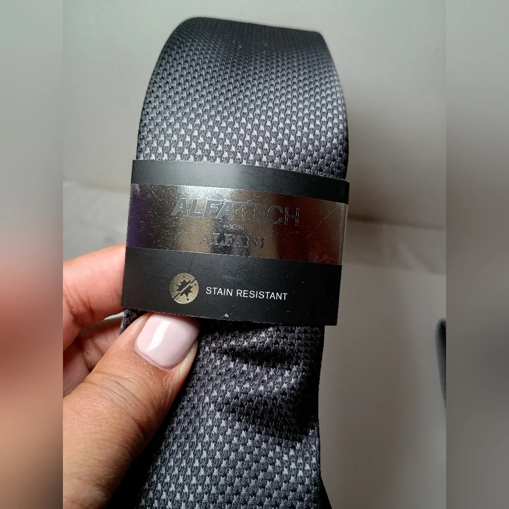 Alfani nwt stain