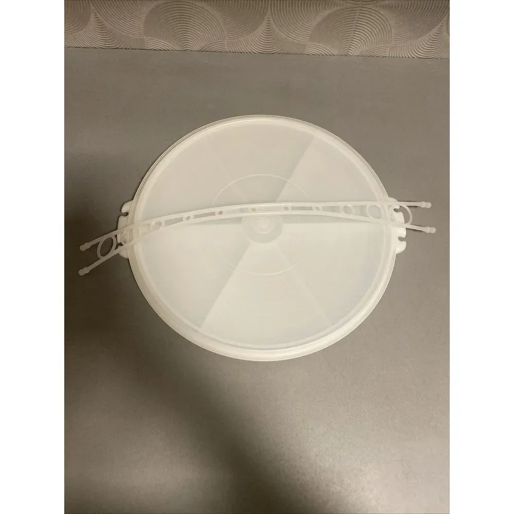 Tupperware this pristine
