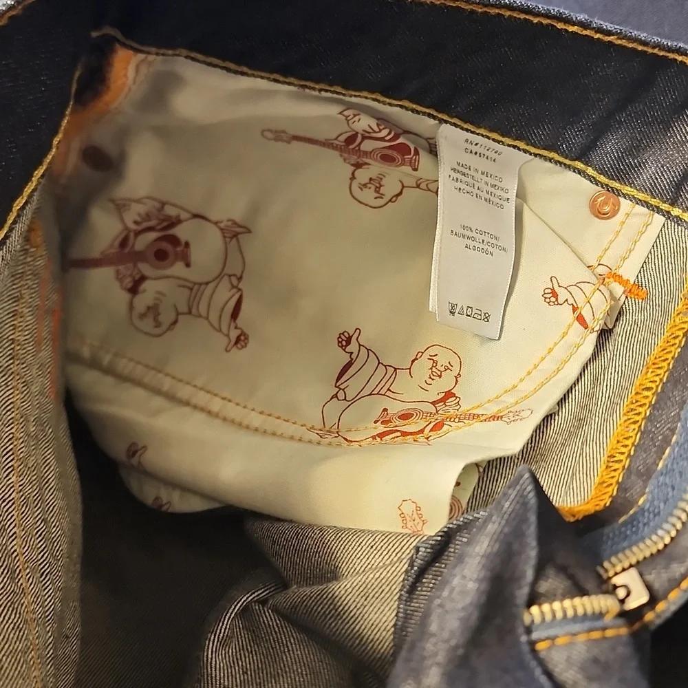 True Religion reposhing this