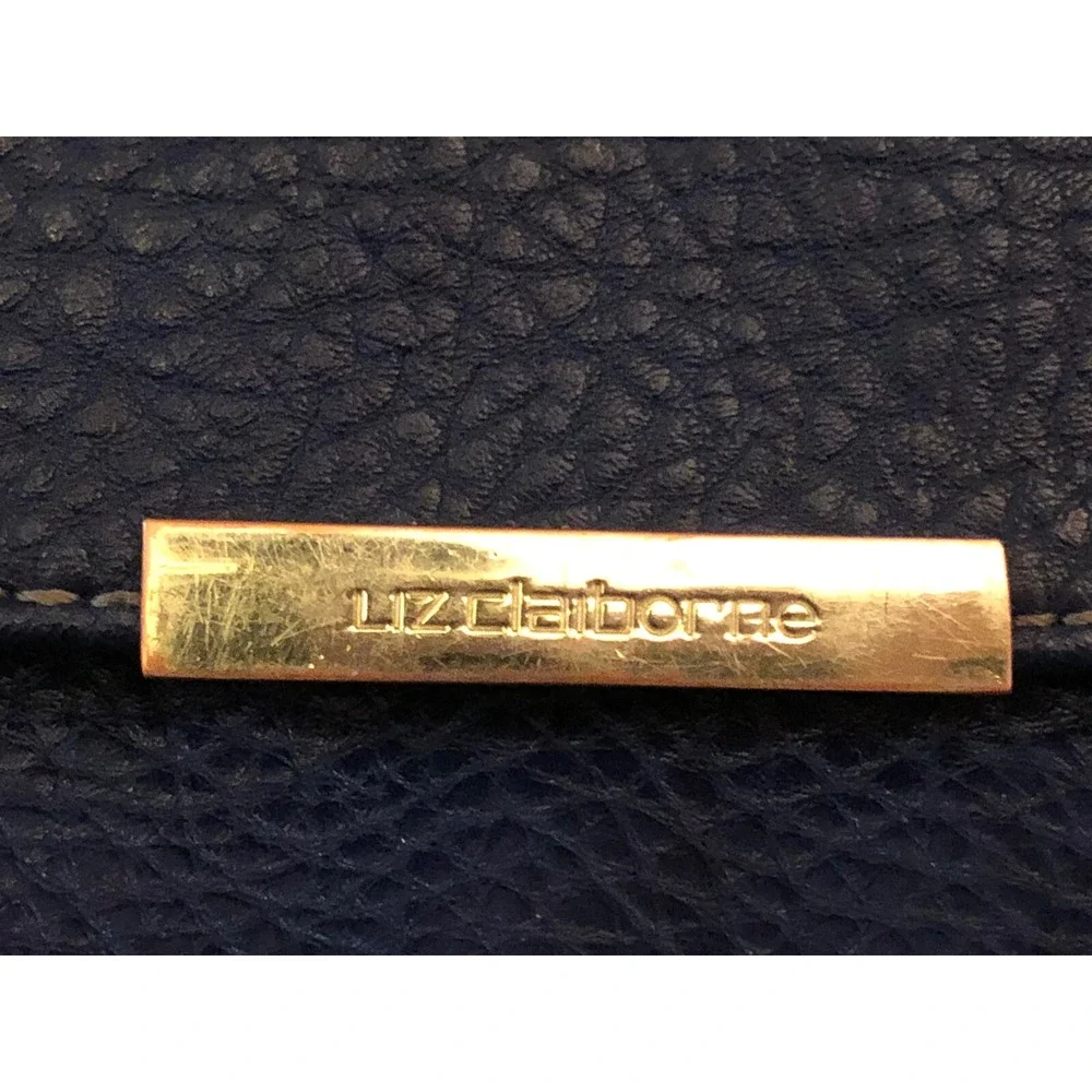Liz Claiborne bag will
