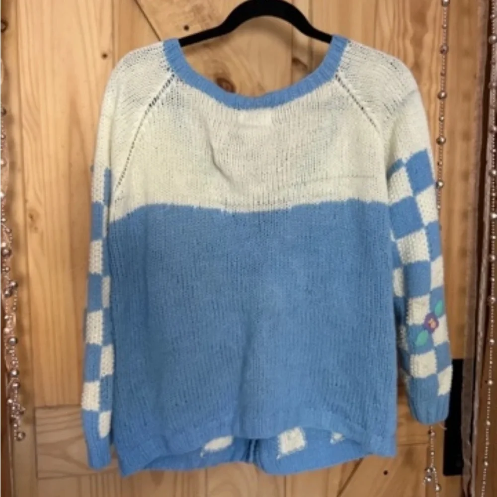 N/A soft blue