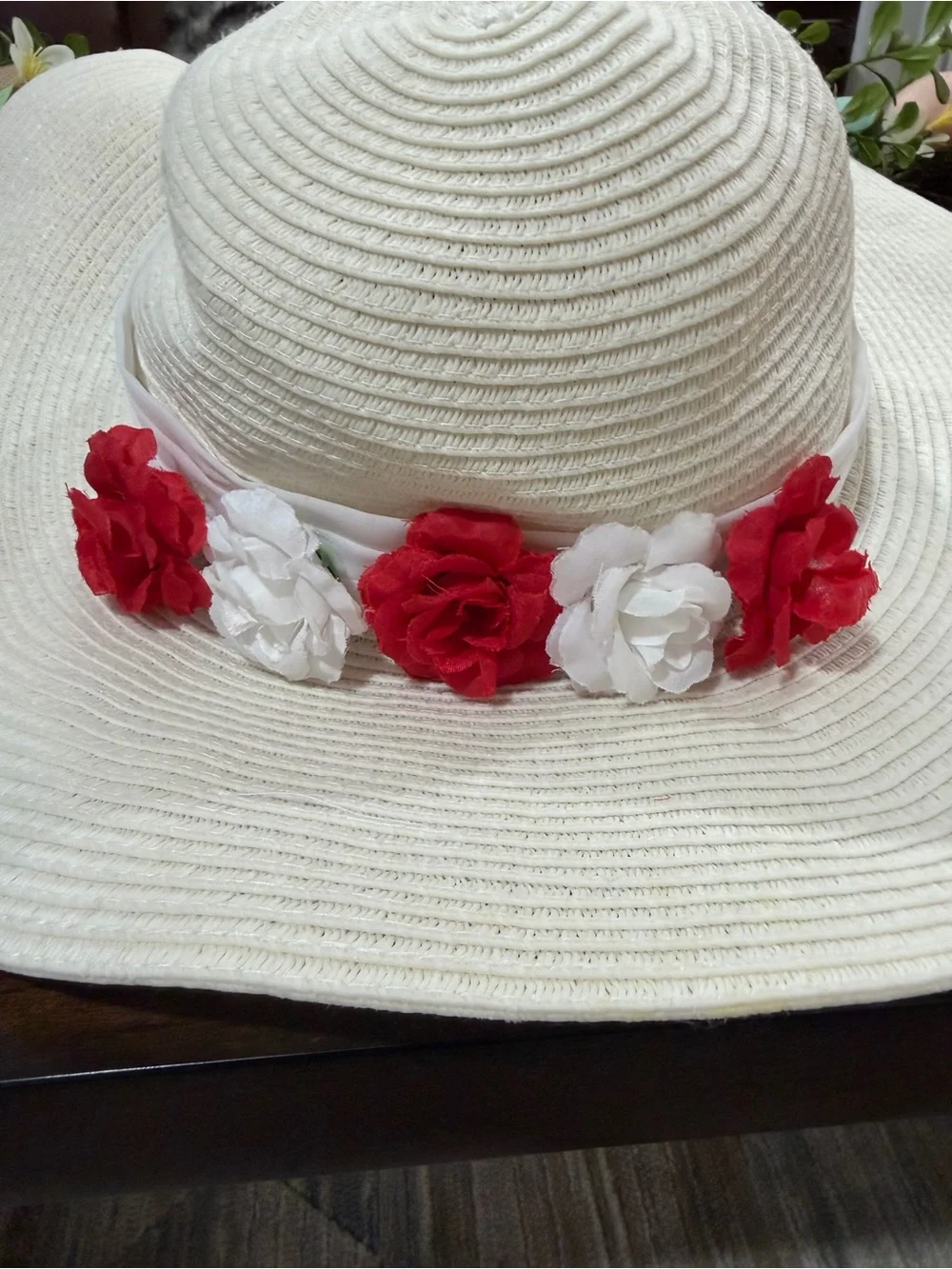 Disney stylish white