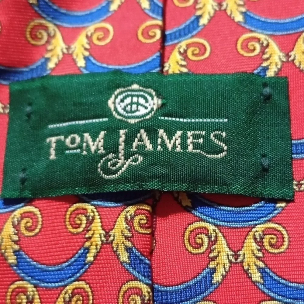 tom james tom james