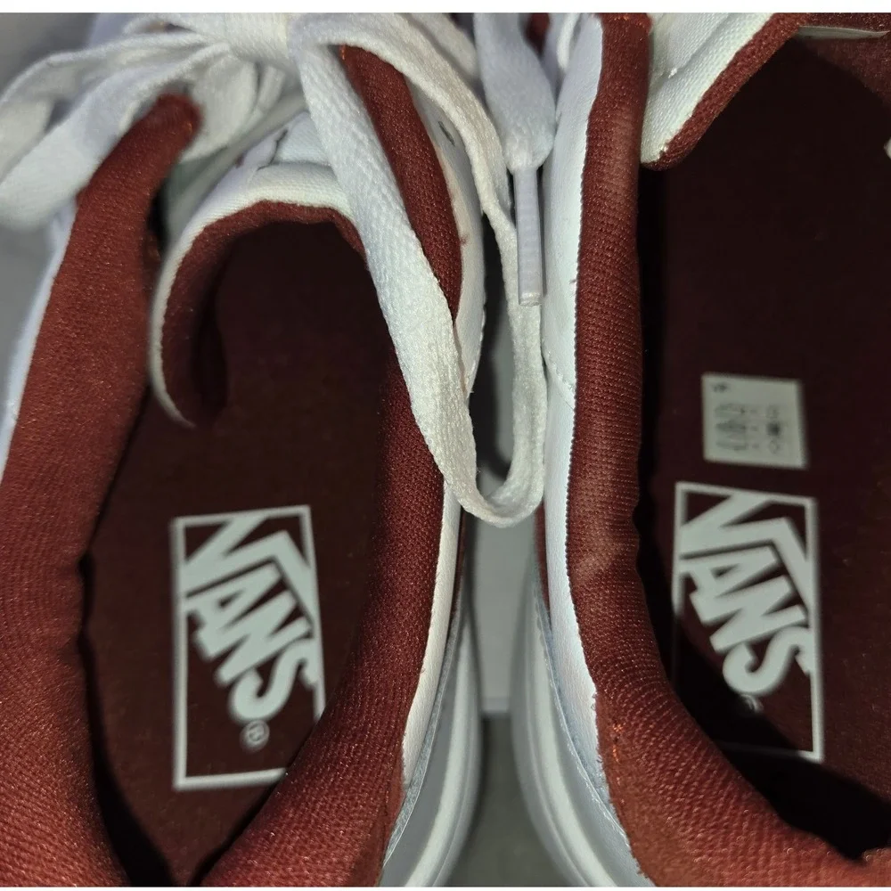 Vans lowland cc