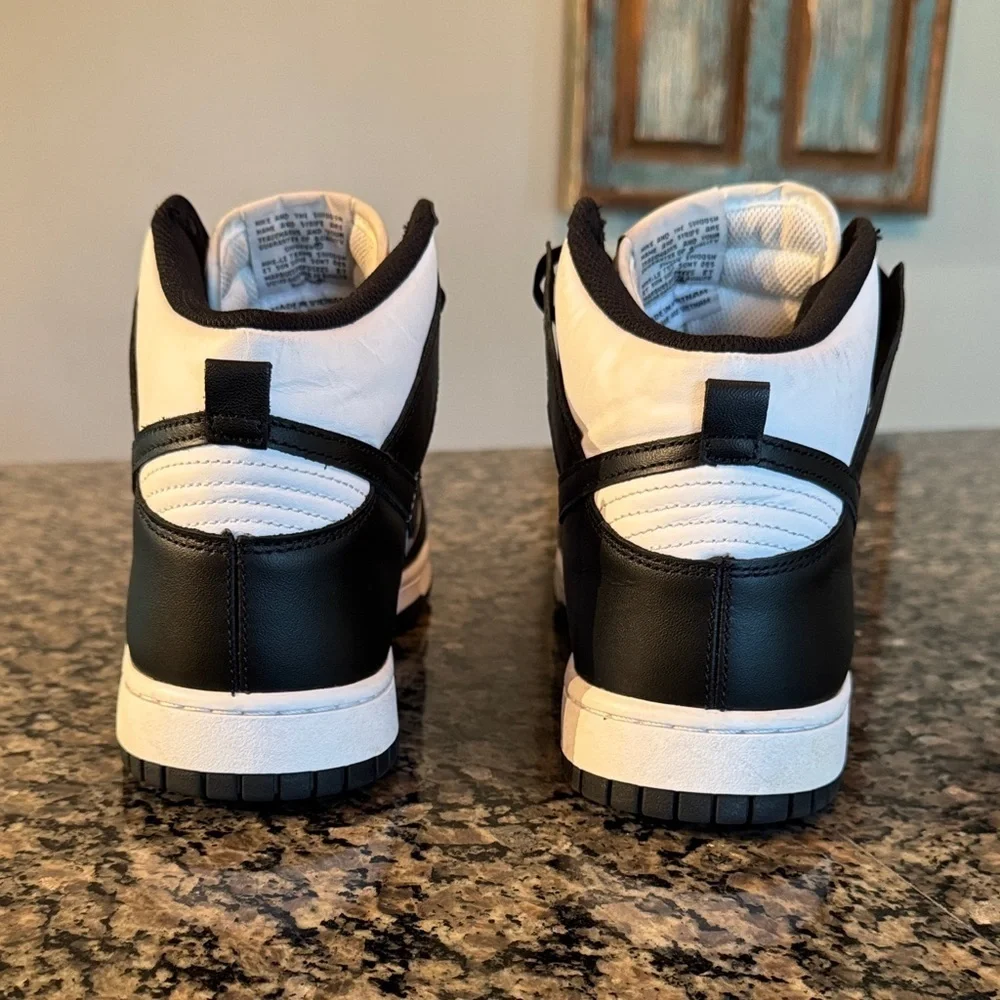 Nike classic sneakers