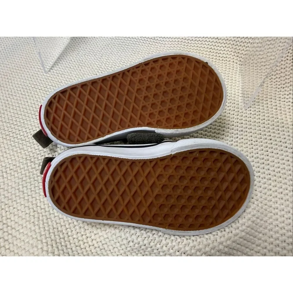 Vans slip sneakers
