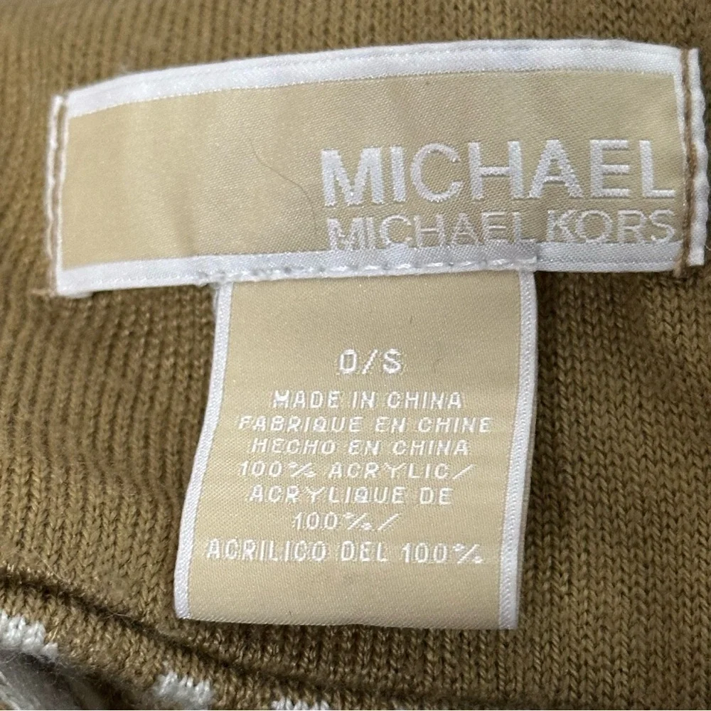 MICHAEL Michael Kors stay cozy