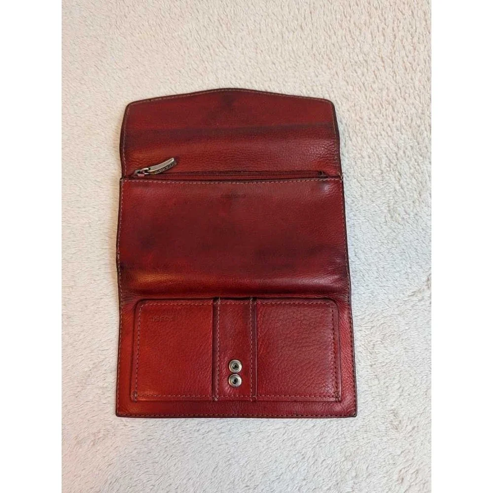 Fossil‎ Red Leather Tri-Fold Wallet RFID Blocking Snap Closure Women's