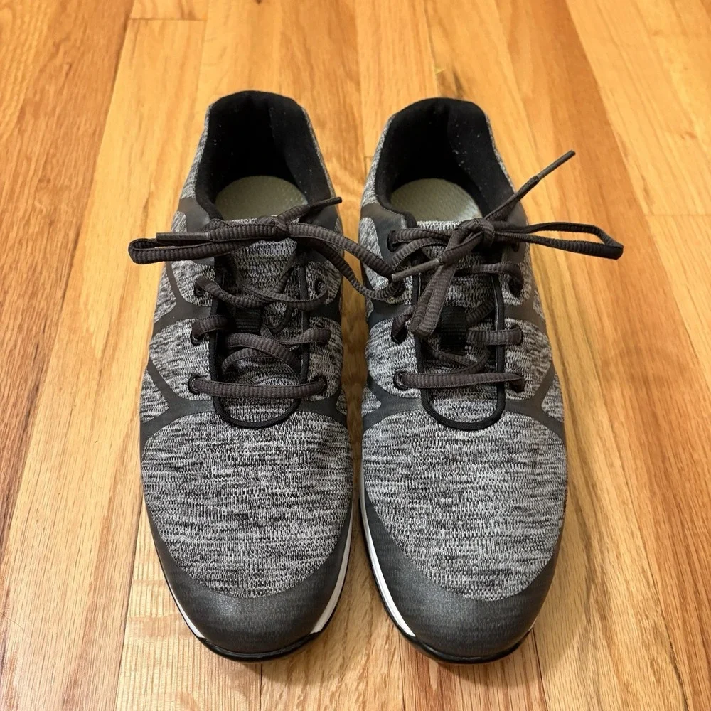Footjoy FJ Spikeless Golf Shoes 92904C Leisure Charcoal Gray Black Juniors 8 M