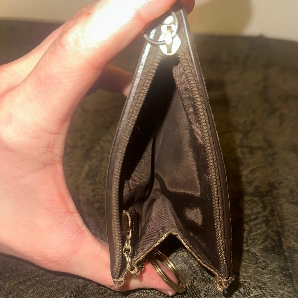Coach elegant coin