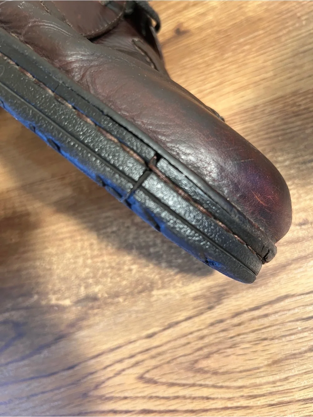Clarks vintage dark
