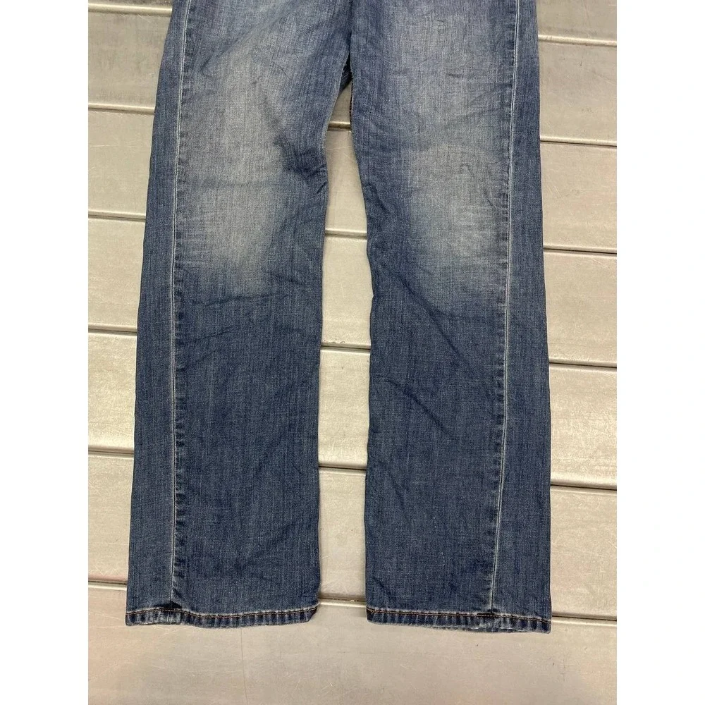 Levis everyday marks please