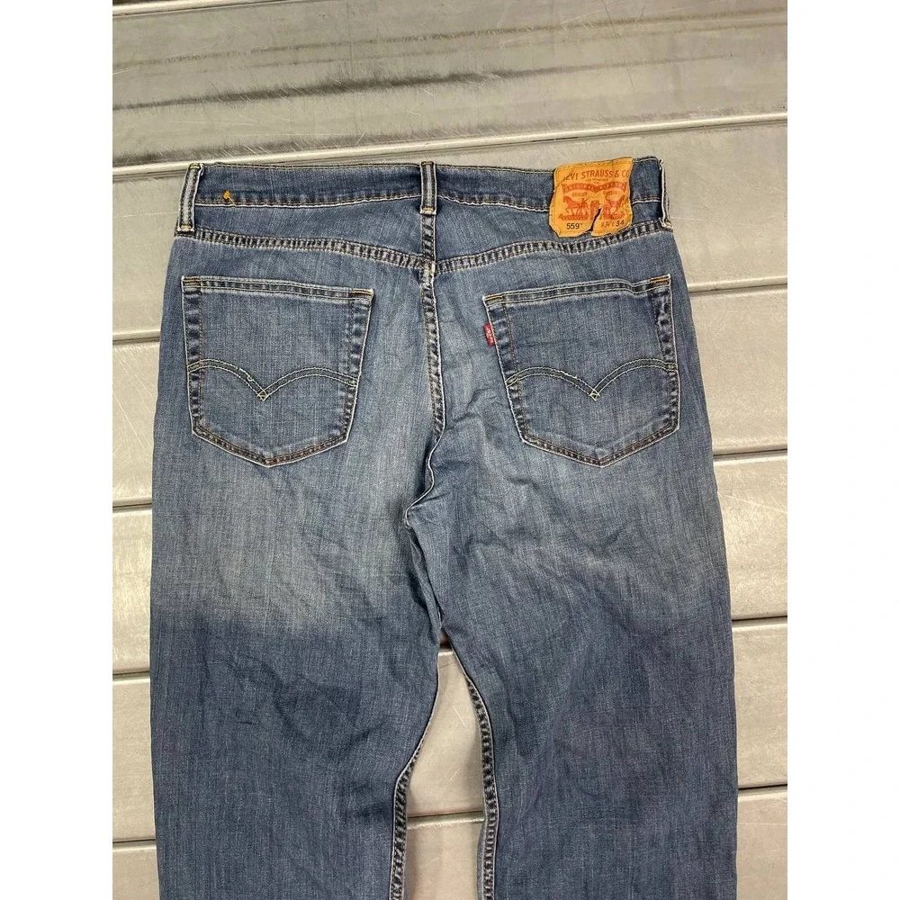 Levis pic blue good