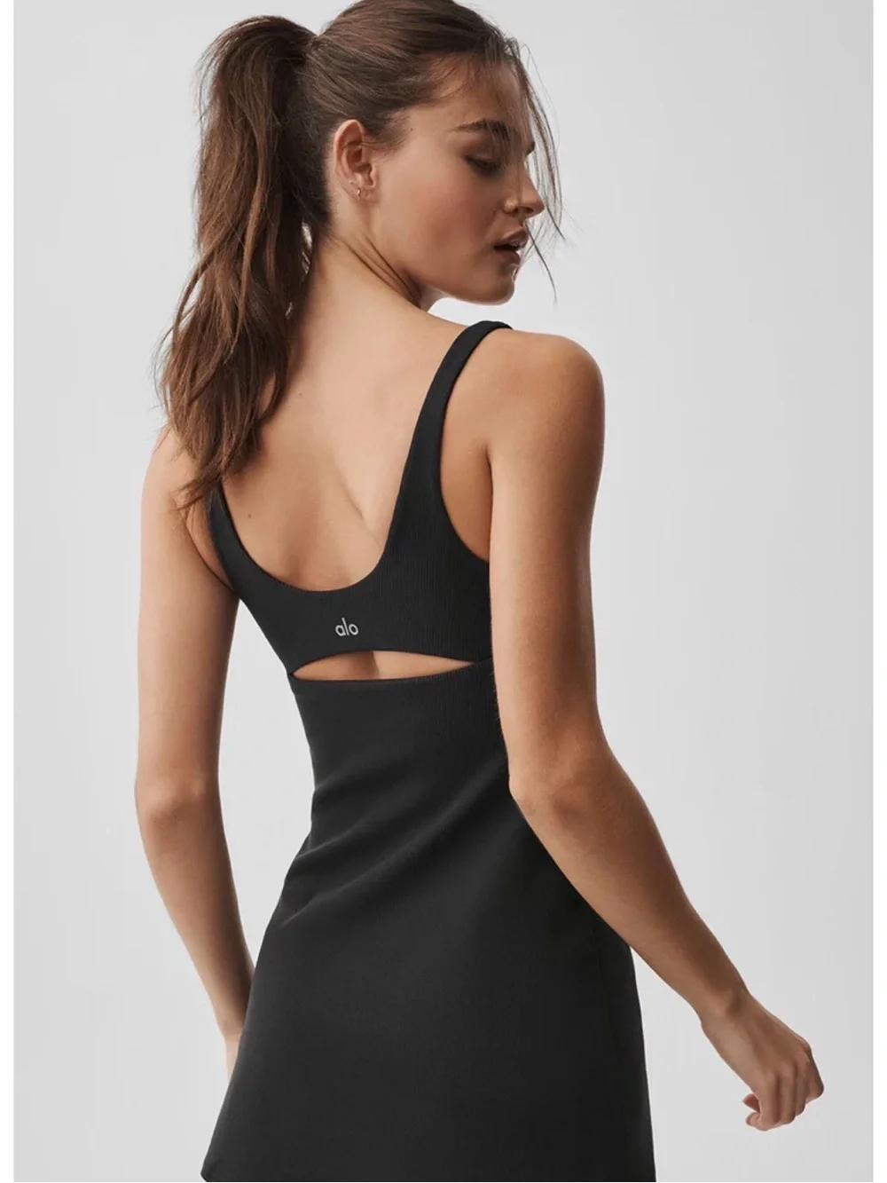 ALO Yoga sleek black