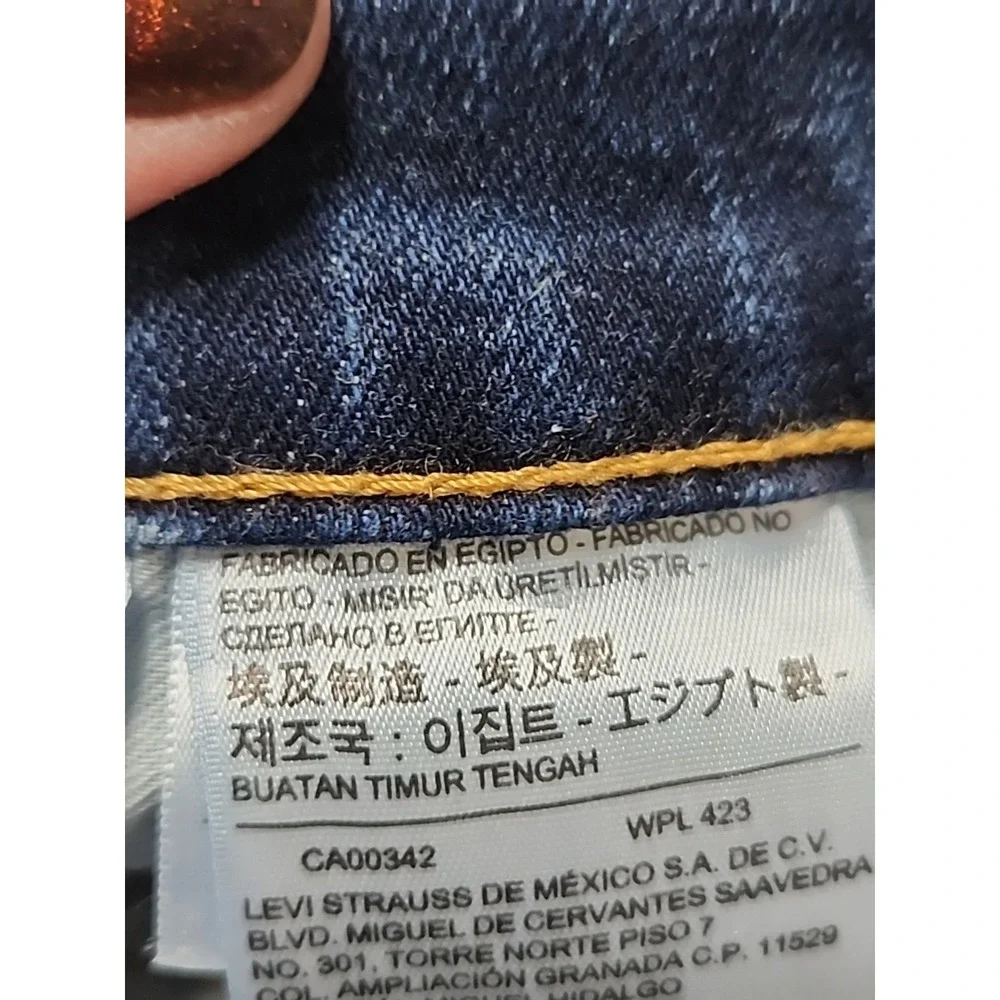 Levis please see